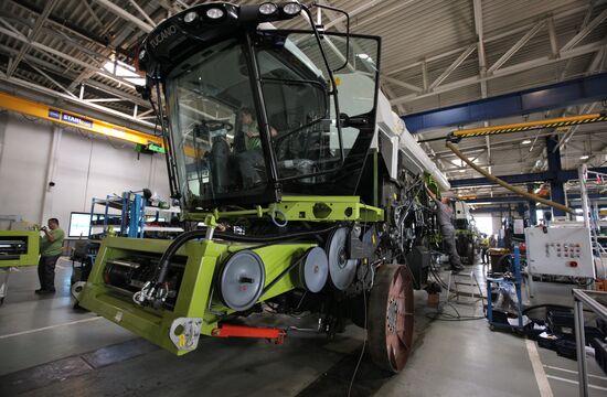 Manufacturing CLAAS harvester threshers in Krasnodar Region