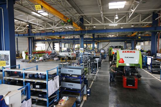 Manufacturing CLAAS harvester threshers in Krasnodar Region