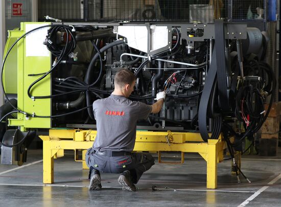 Manufacturing CLAAS harvester threshers in Krasnodar Region