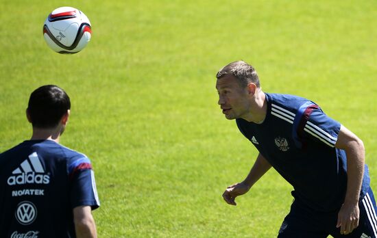 Football. Russian national team holds training session