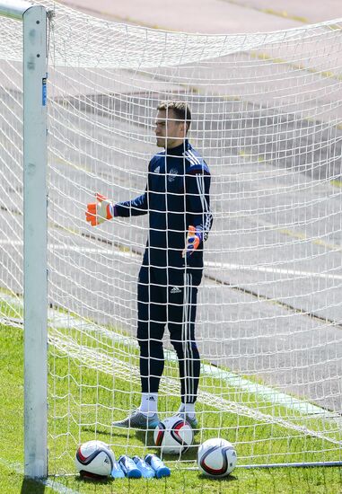Football. Russian national team holds training session