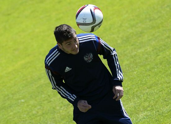 Football. Russian national team holds training session
