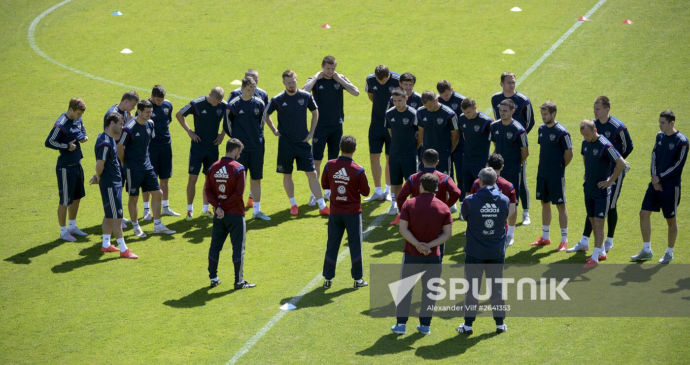 Football. Russian national team holds training session