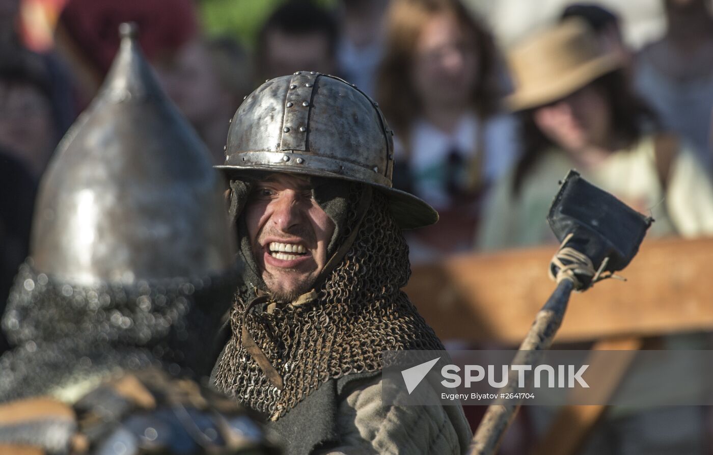 Ritter Weg medieval reenactment festival