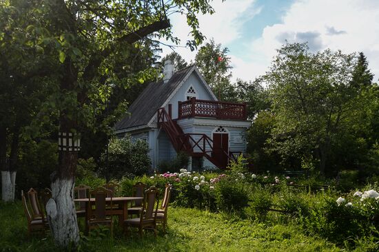 Open-air theater at the Chekhov reserve museum in Melikhovo
