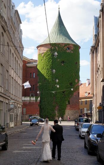 Cities of the world. Riga