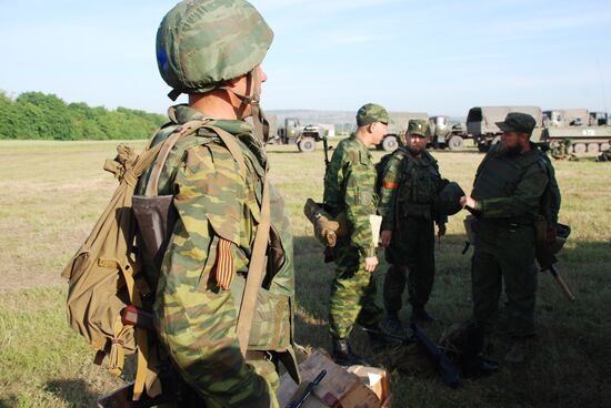 Donetsk People's Republic self-defense forces in Starobeshevsky District, Donetsk Region