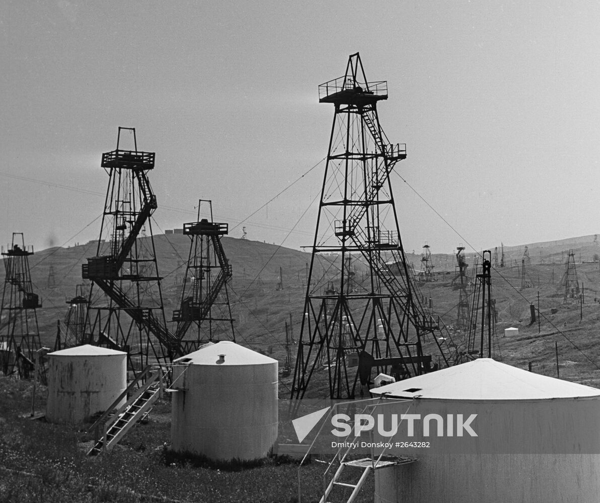 Oil recovery