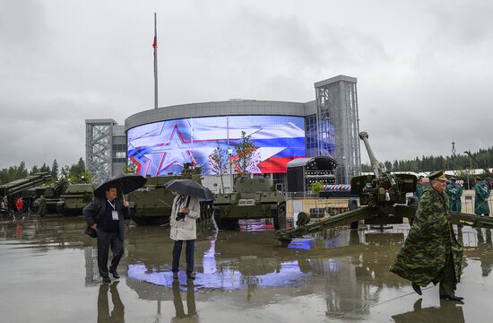 Opening of International Military-Technical Forum ARMY-2015