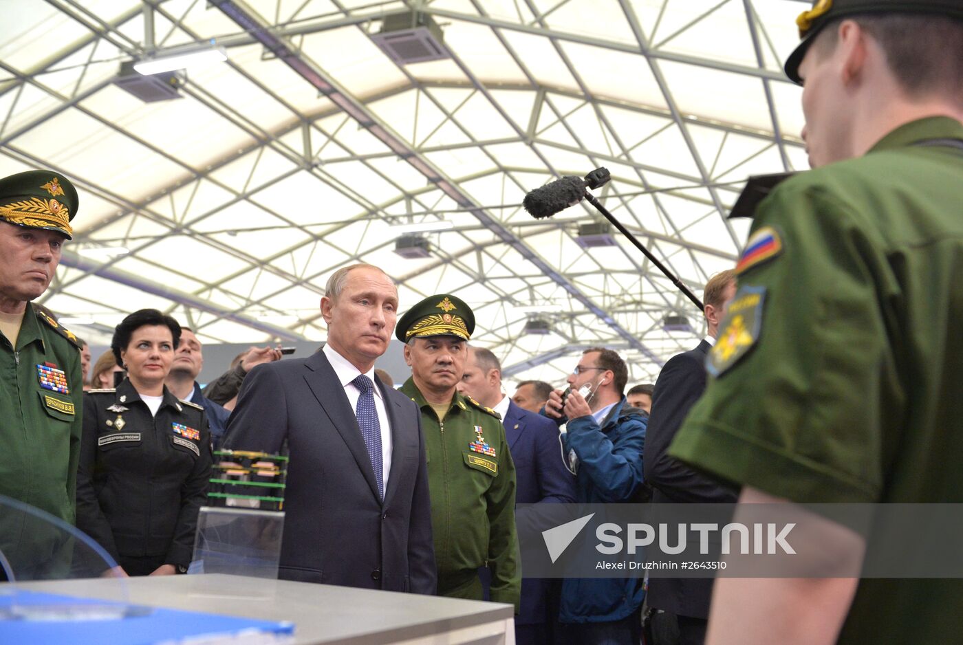 Russian President V.Putin takes part in opening of ARMY-2015 international forum