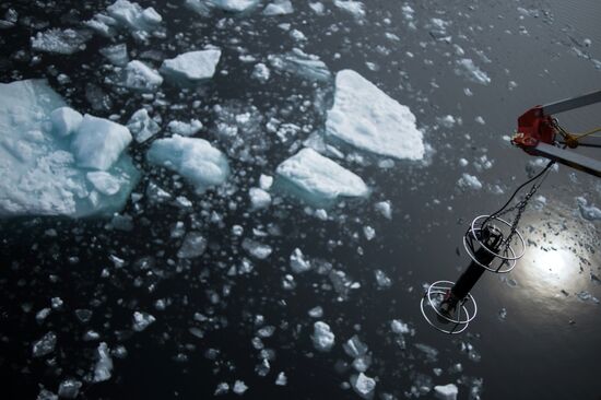 Kara-Winter 2015 Arctic expedition