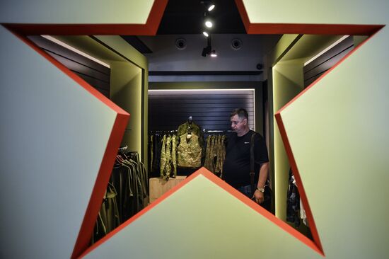 Russian Army store opens in Moscow