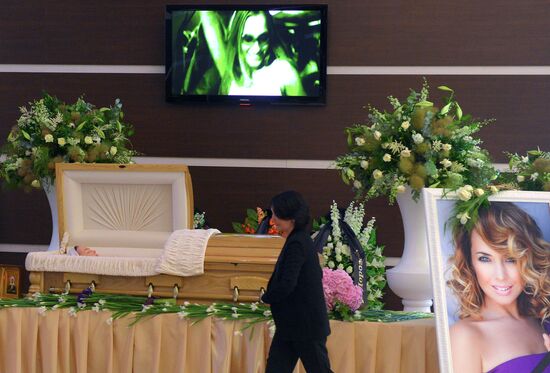 Paying last respects to Zhanna Friske
