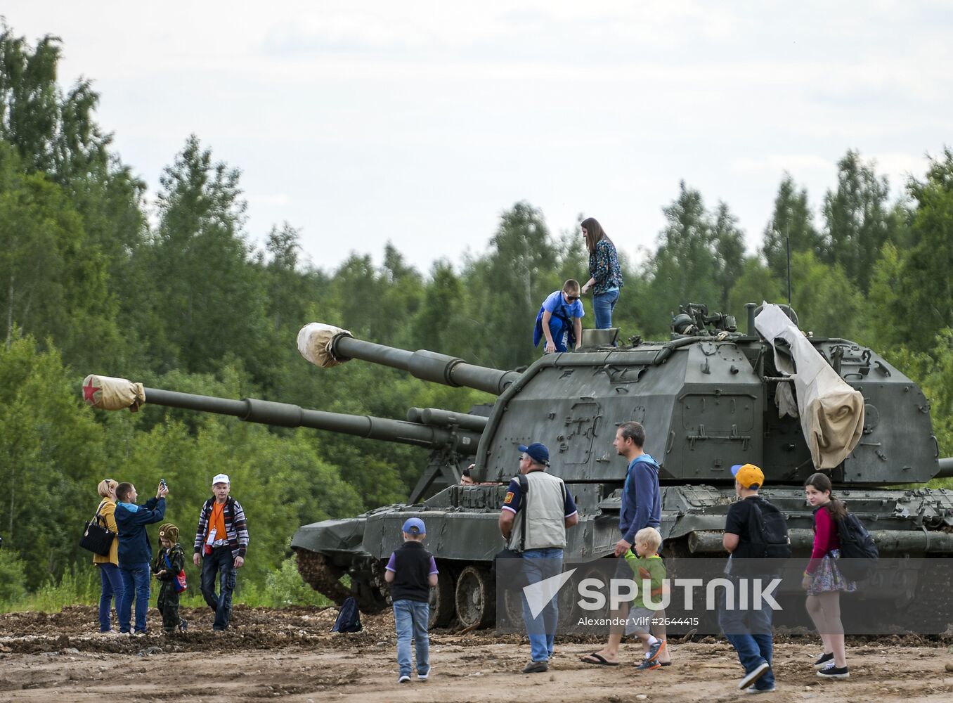 Army 2015 International Military-Technical Forum. Day Two