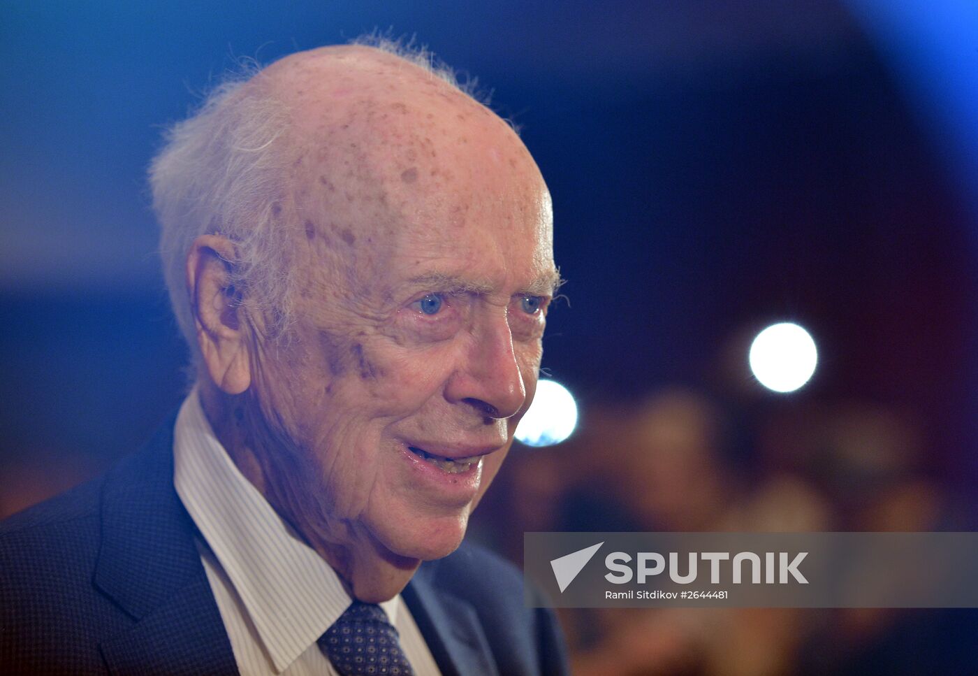 Nobel Prize winner James Watson gives open lecture in Moscow