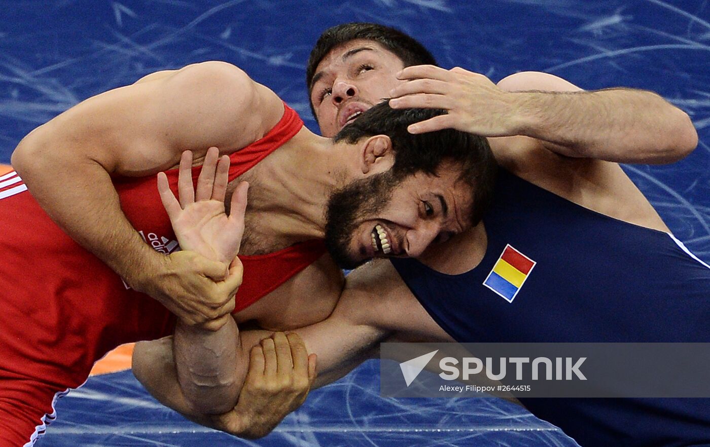 2015 European Games. Men's freestyle wrestling. Day 1