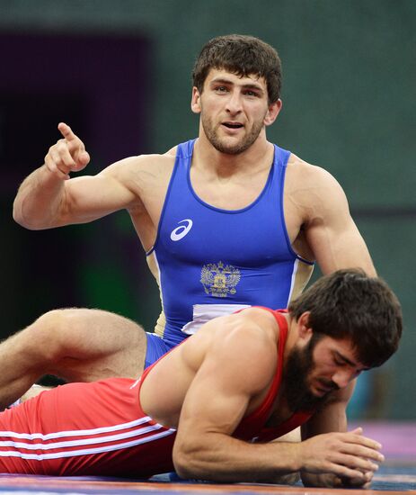2015 European Games. Men's freestyle wrestling. Day 1