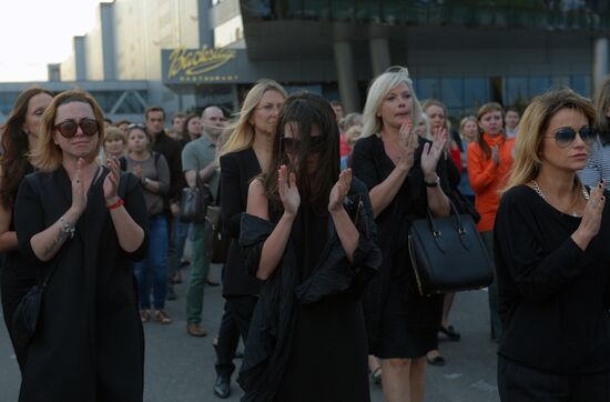 Paying last respects to Zhanna Friske