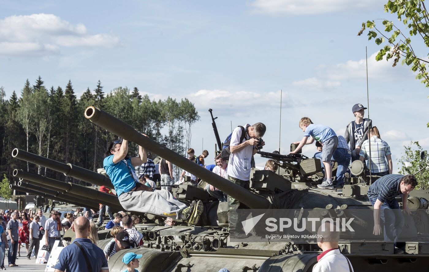 ARMY-2015 international military technical forum. Day Three