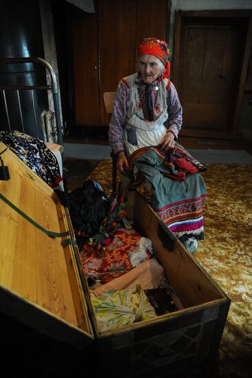 Life of Mari people in village of Malaya Tavra