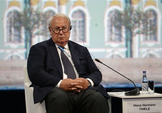 Plenary session at 2015 St. Petersburg International Economic Forum