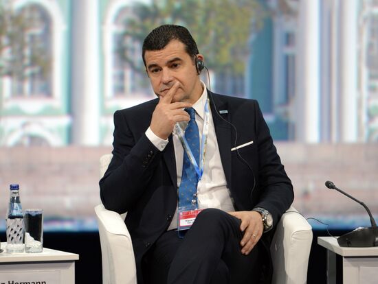 Plenary session at 2015 St. Petersburg International Economic Forum