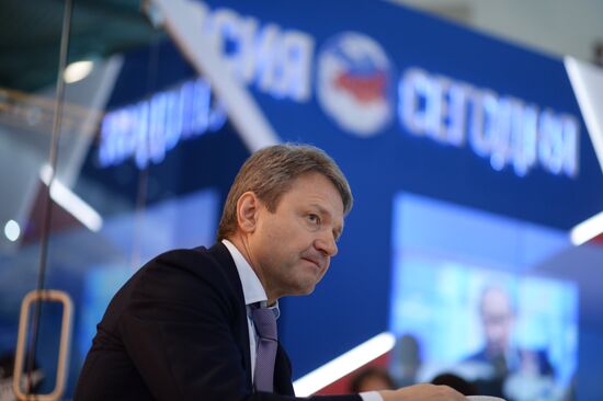 2015 St. Petersburg International Economic Forum (SPIEF). Day Two