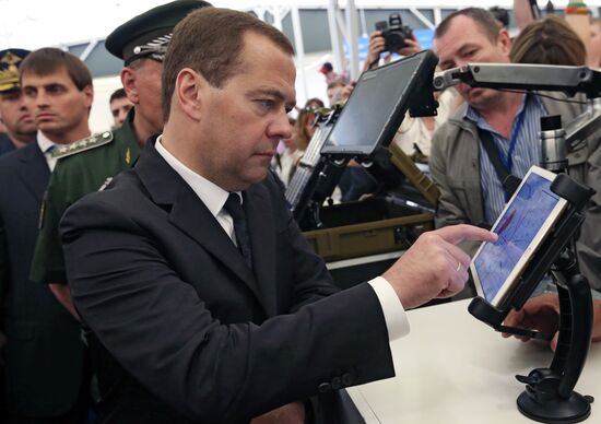 Prime Minister Medvedev visits ARMY 2015 International military technical forum