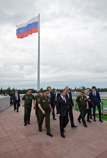 Prime Minister Medvedev visits ARMY 2015 International military technical forum