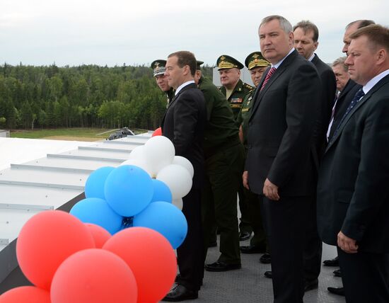 Prime Minister Medvedev visits ARMY 2015 International military technical forum