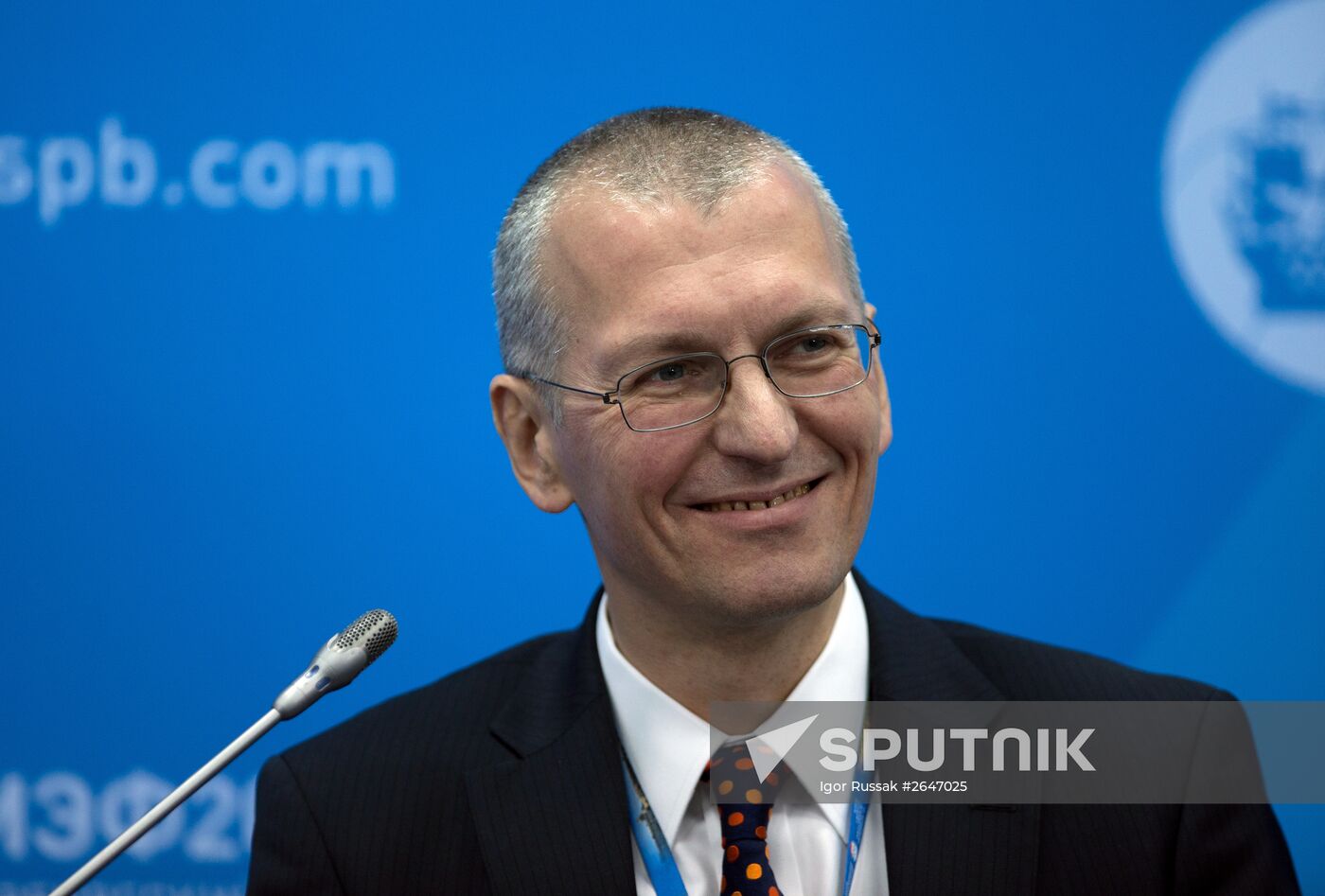 Briefing "A National Payment Card System -- a Step Towards Strengthening Stability" at 19th SPIEF