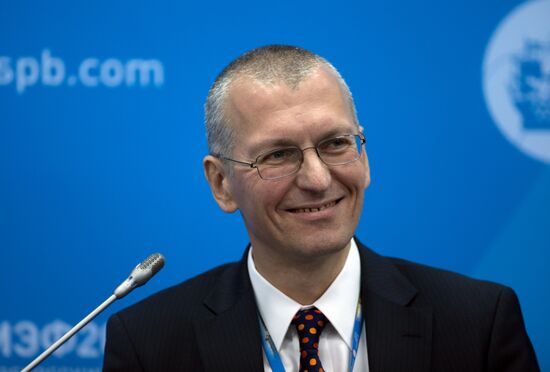 Briefing "A National Payment Card System -- a Step Towards Strengthening Stability" at 19th SPIEF