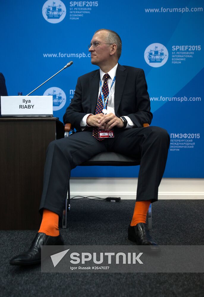 Briefing "A National Payment Card System -- a Step Towards Strengthening Stability" at 19th SPIEF