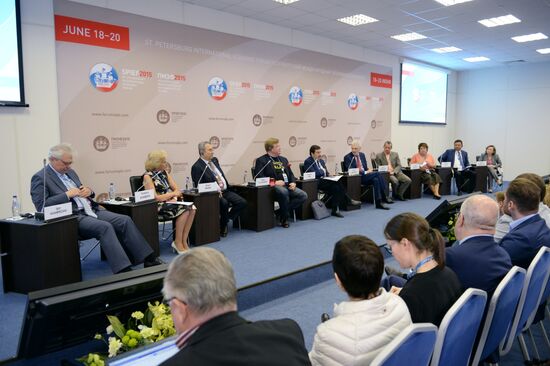 Panel Session, Unlocking the Potential Growth of the Knowledge Economy, at SPIEF 2015