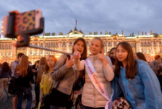 Scarlet Sails school-leavers' festival in St. Petersburg during SPEIF 2015