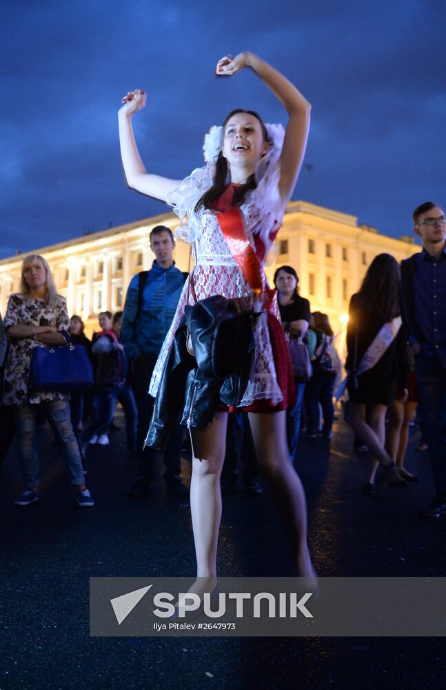 Scarlet Sails school-leavers' festival in St. Petersburg during SPEIF 2015