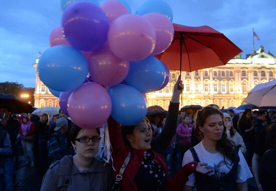 Scarlet Sails school-leavers' festival in St. Petersburg during SPEIF 2015
