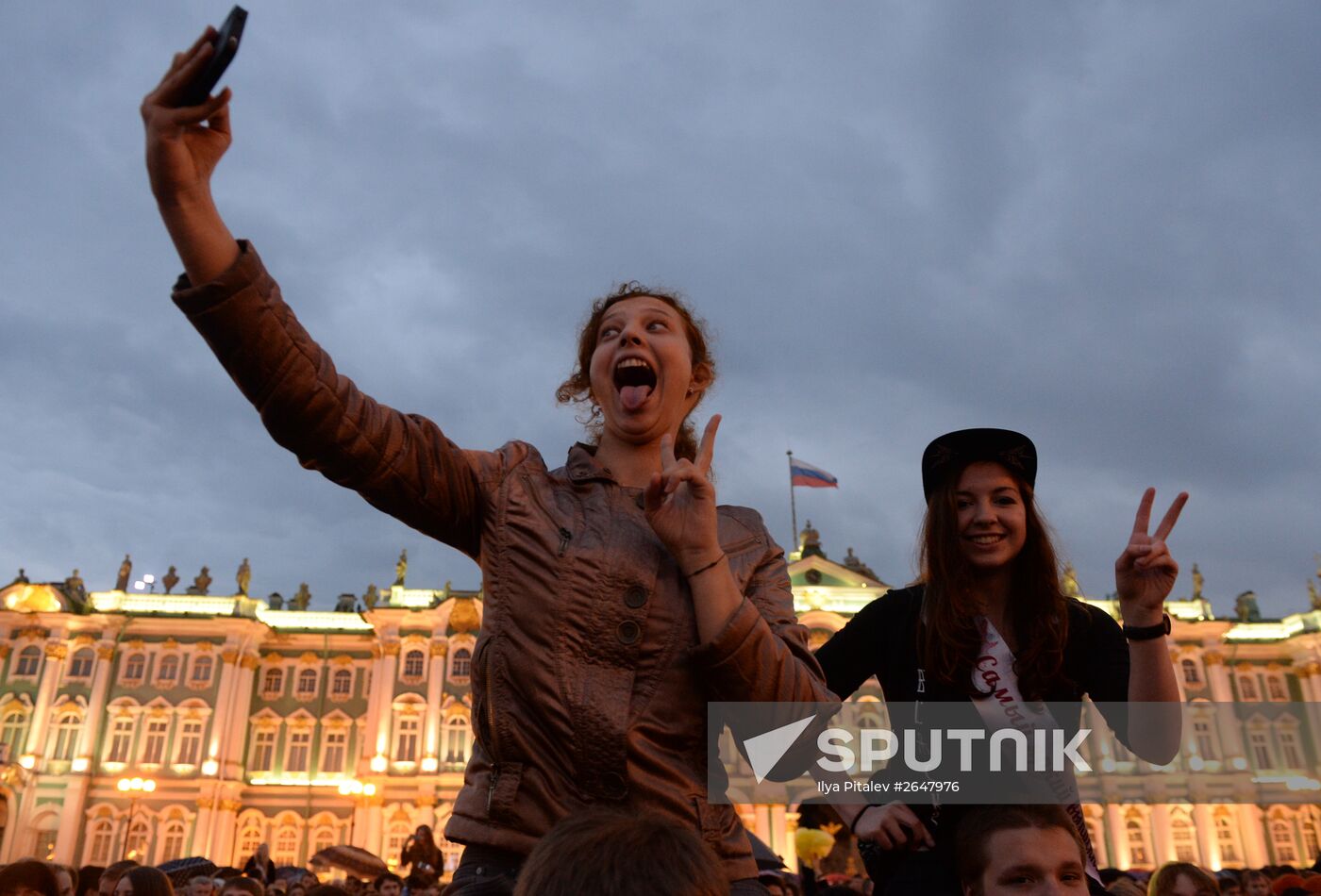 Scarlet Sails school-leavers' festival in St. Petersburg during SPEIF 2015