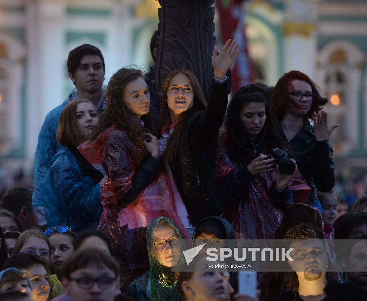 Scarlet Sails school-leavers' festival in St. Petersburg during SPEIF 2015
