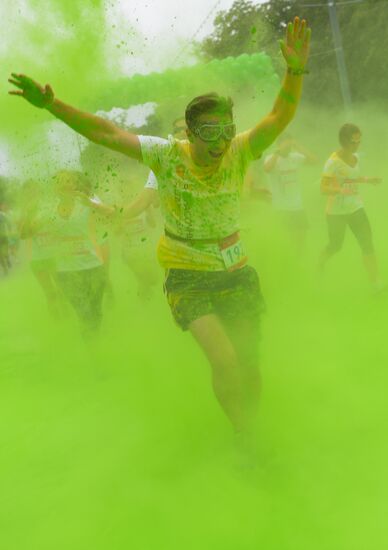 Colour run in Moscow