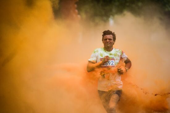 Colour run in Moscow