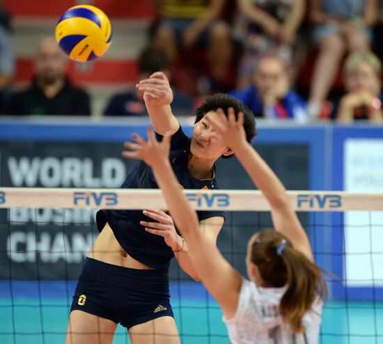 Boris Yeltsin Volleyball Cup. Russia vs. China