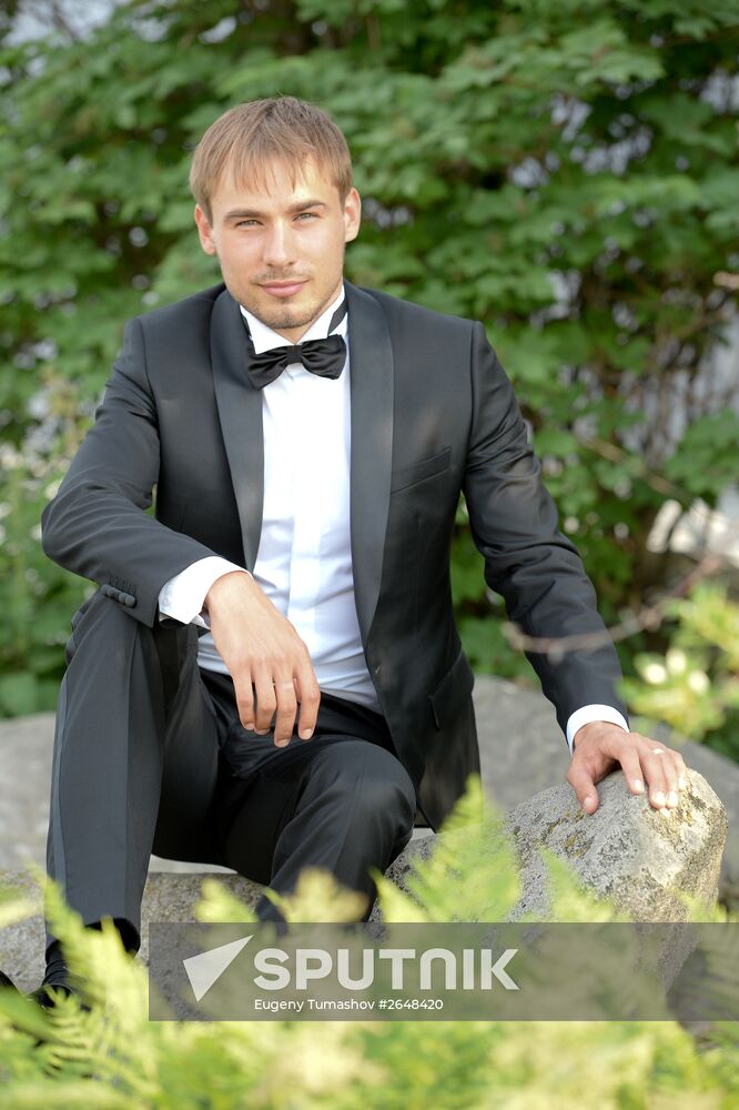 Russian biathlete Anton Shipulin and Luiza Sabitova get married in Yekaterinburg