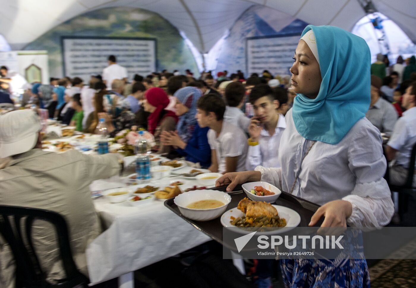 Crimea's party as part of Ramadan Tent charity project