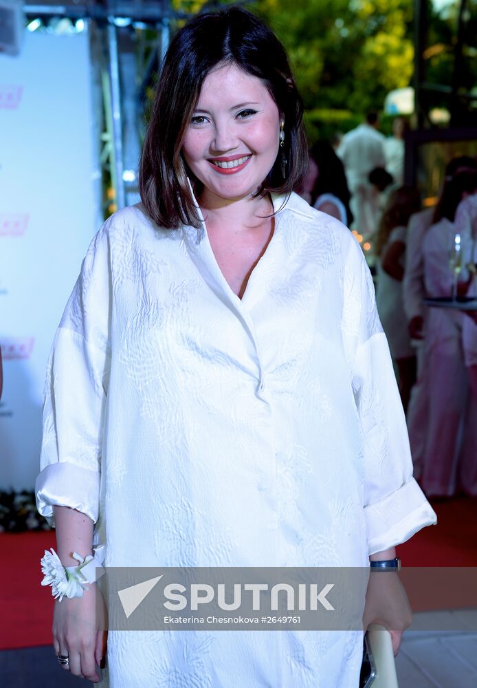 The Hollywood Reporter holds White Party
