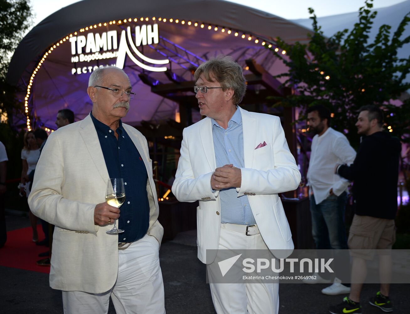 The Hollywood Reporter holds White Party