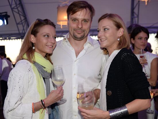 The Hollywood Reporter holds White Party