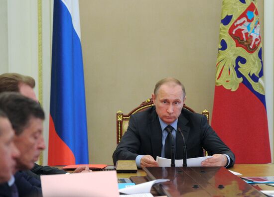 Russian President Vladimir Putin chairs meeting with Government members