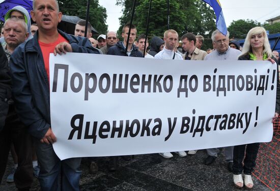 Protests against increased fees in Lvov