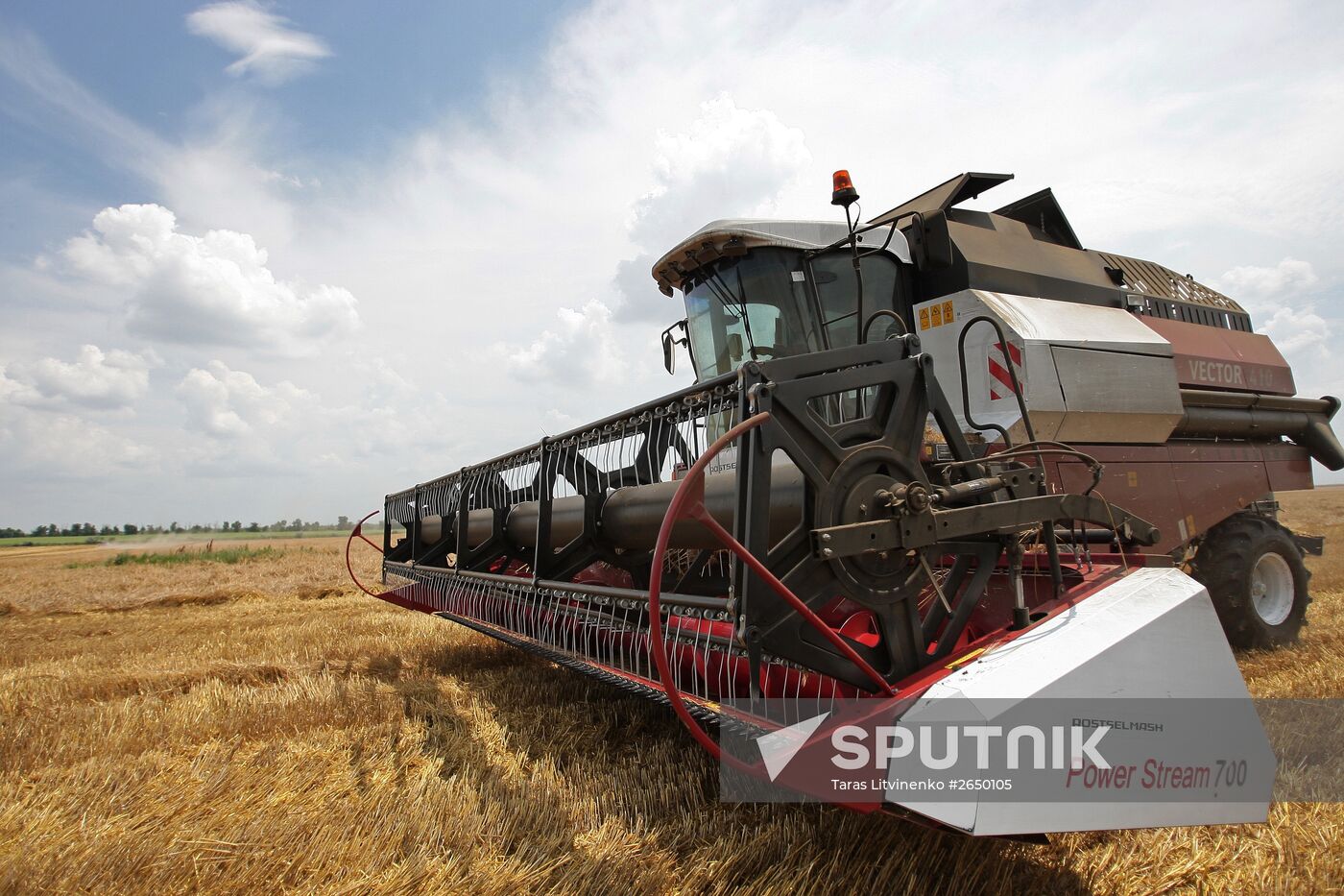 Harvesting crops in Crimea